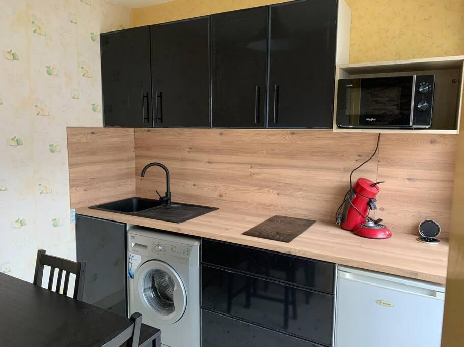 Appartement Confortable Et Tranquillite Assurer Tours Zewnętrze zdjęcie